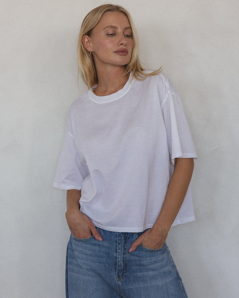 Tee in White