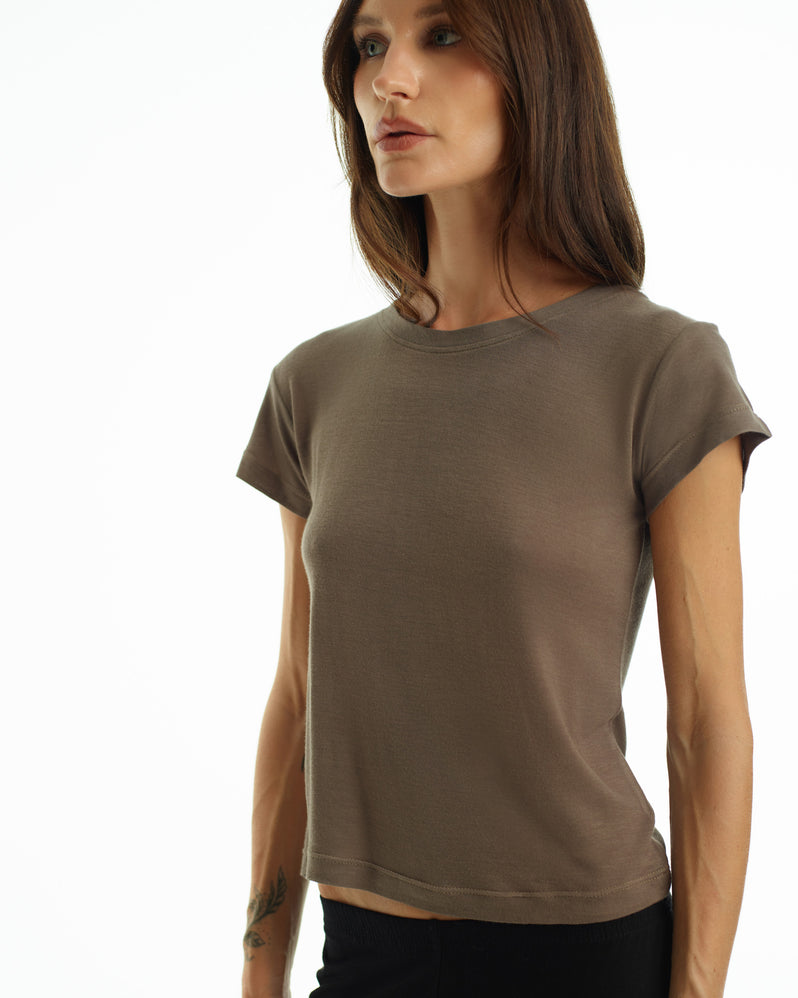 Tee in Clay