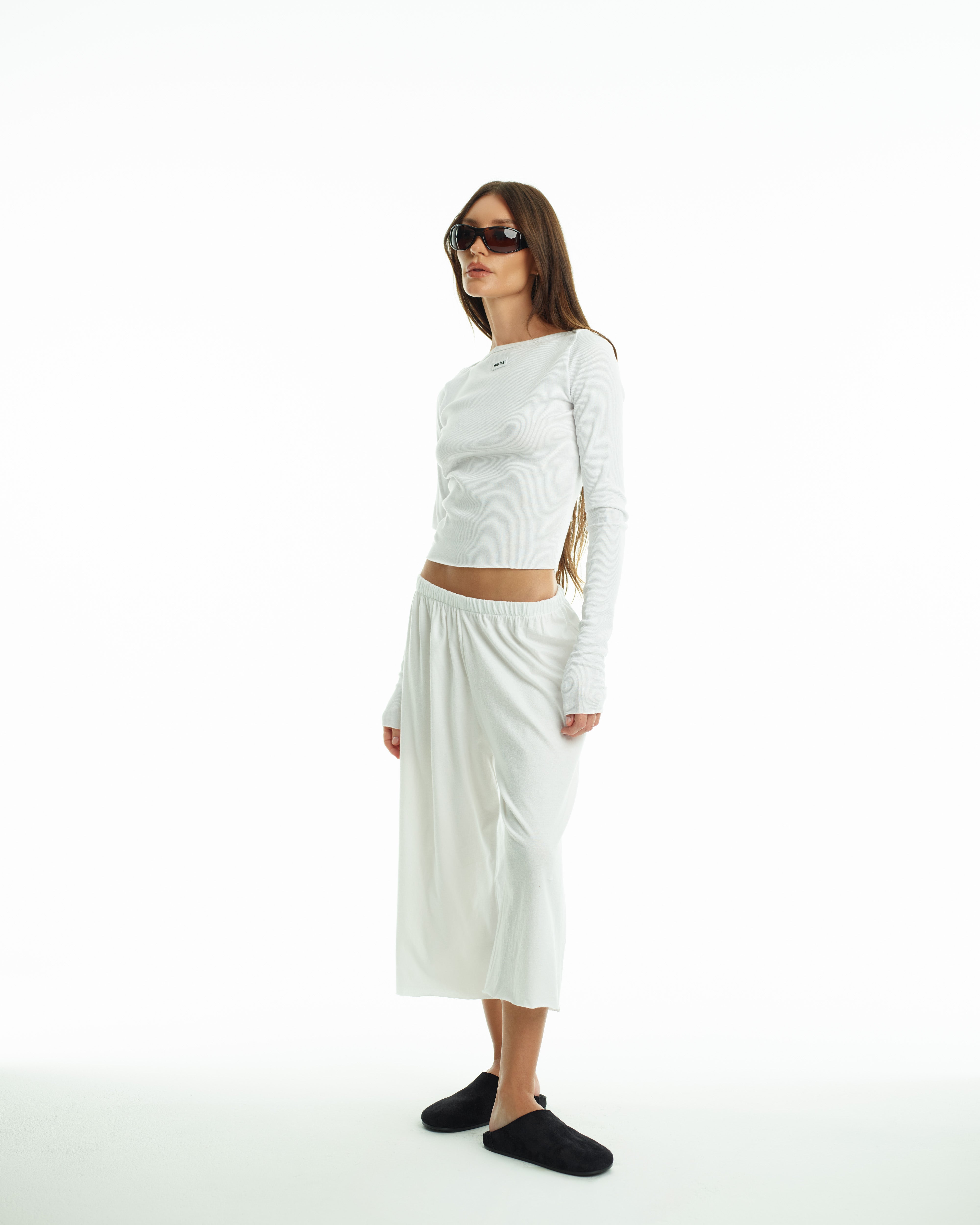 Capri in White