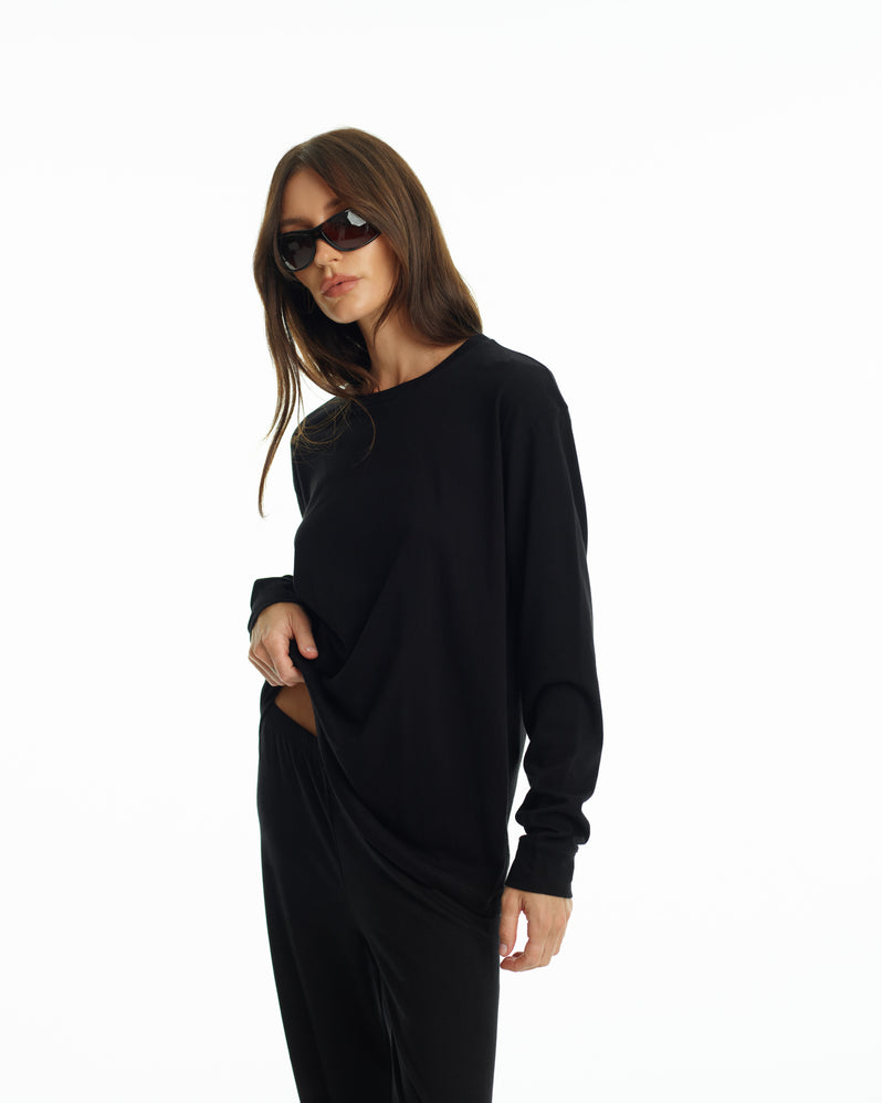 Long Sleeve in Black