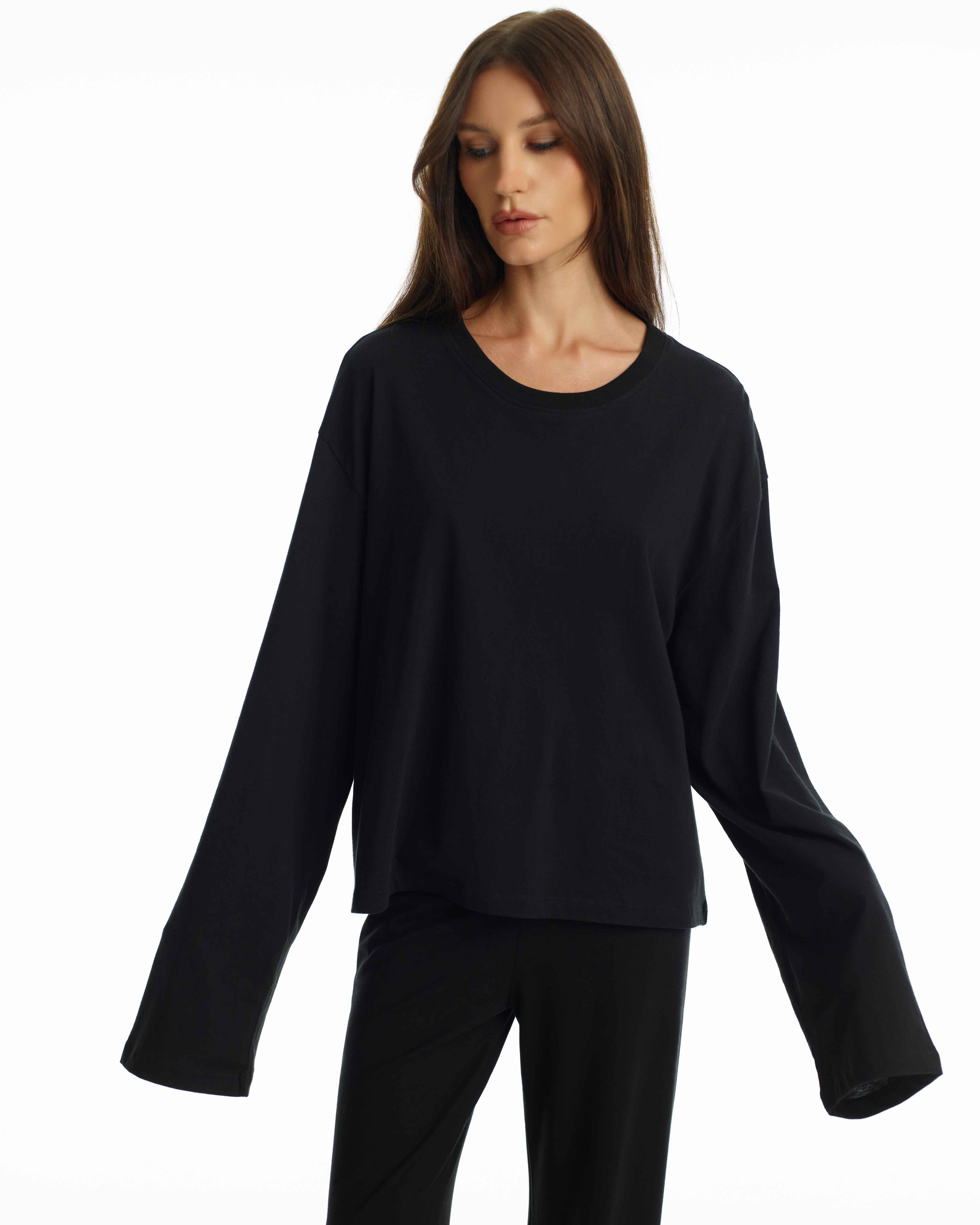 Long Sleeve in Black