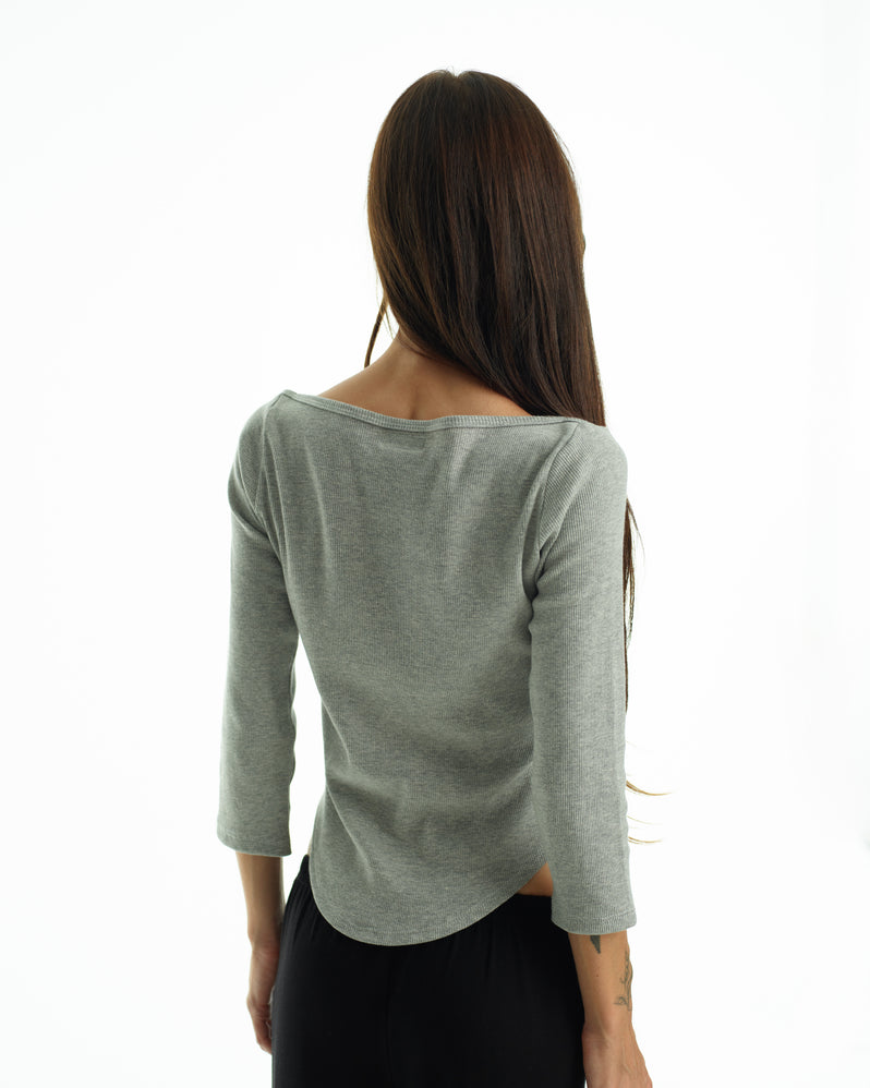 Long Sleeve in Heather Grey