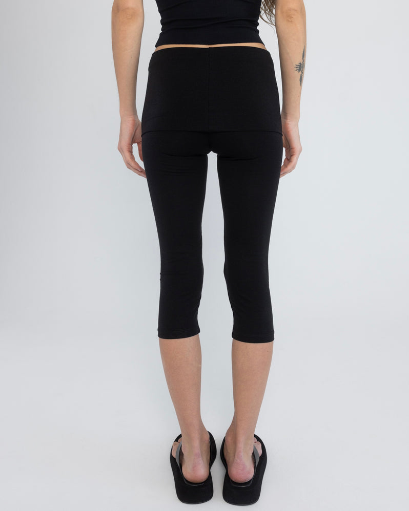 Foldover Capri in Black