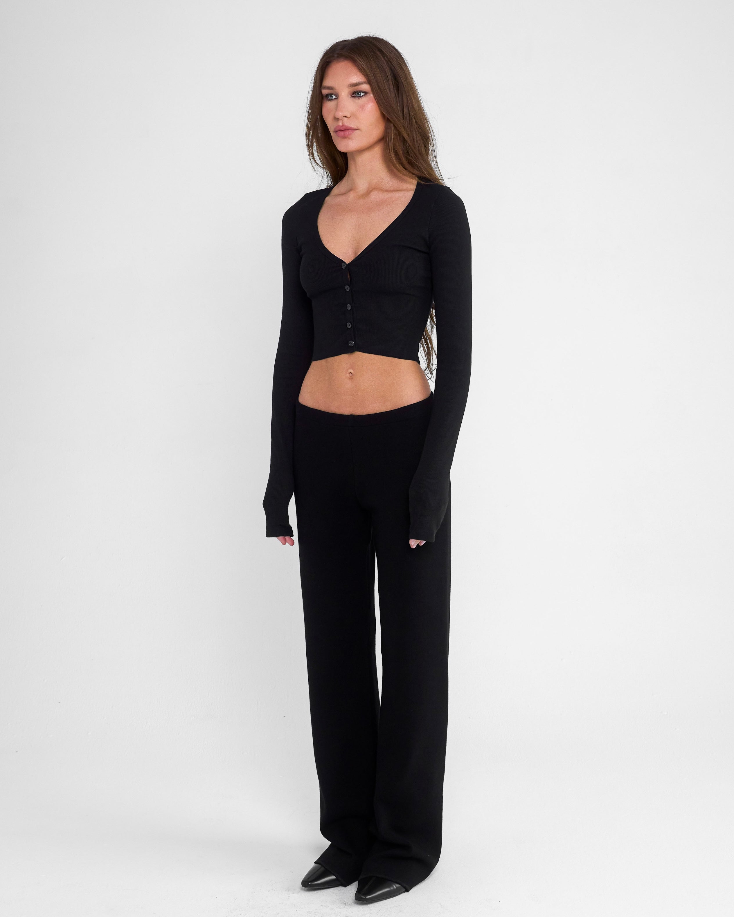 Cropped Cardigan in Black