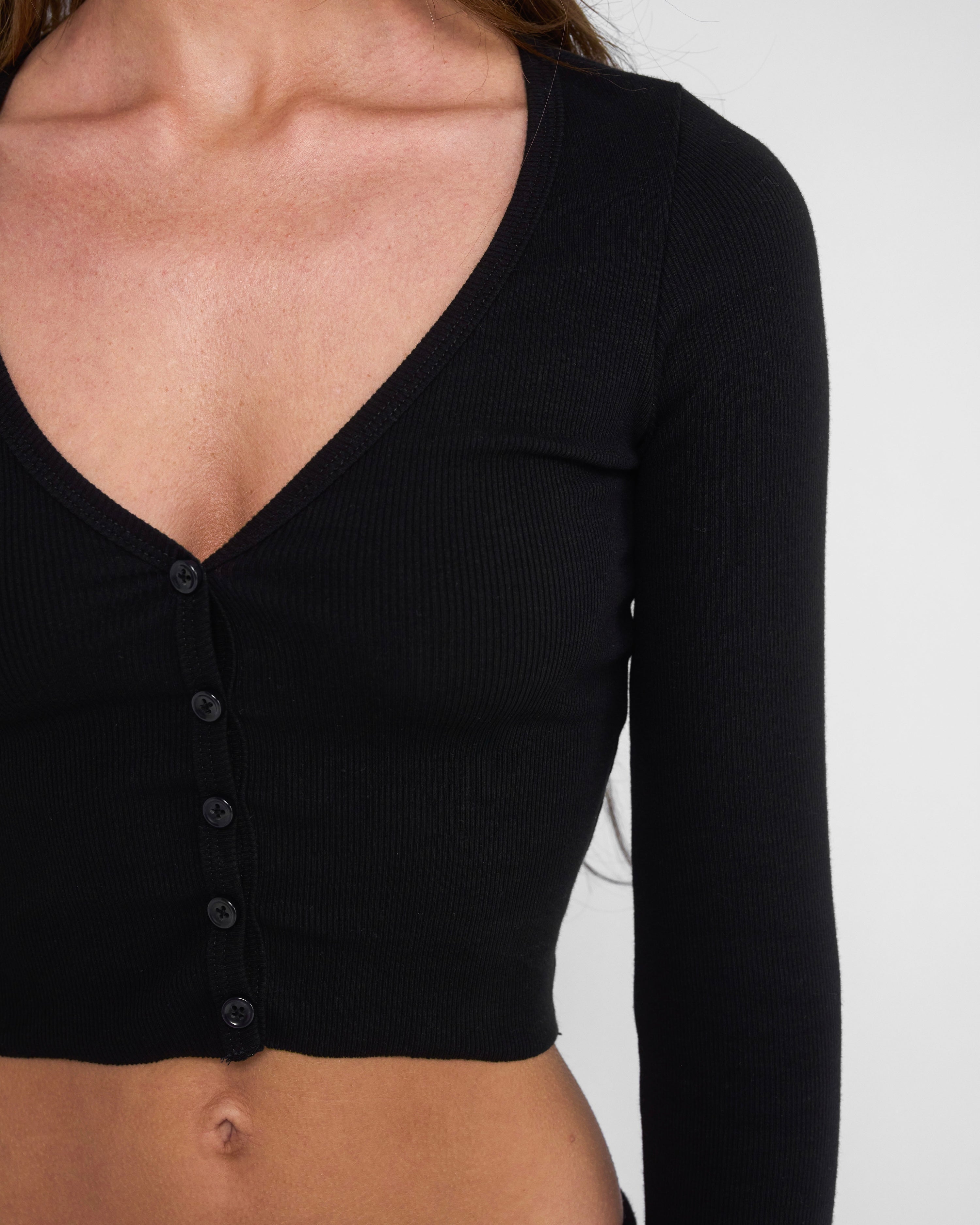 Cropped Cardigan in Black