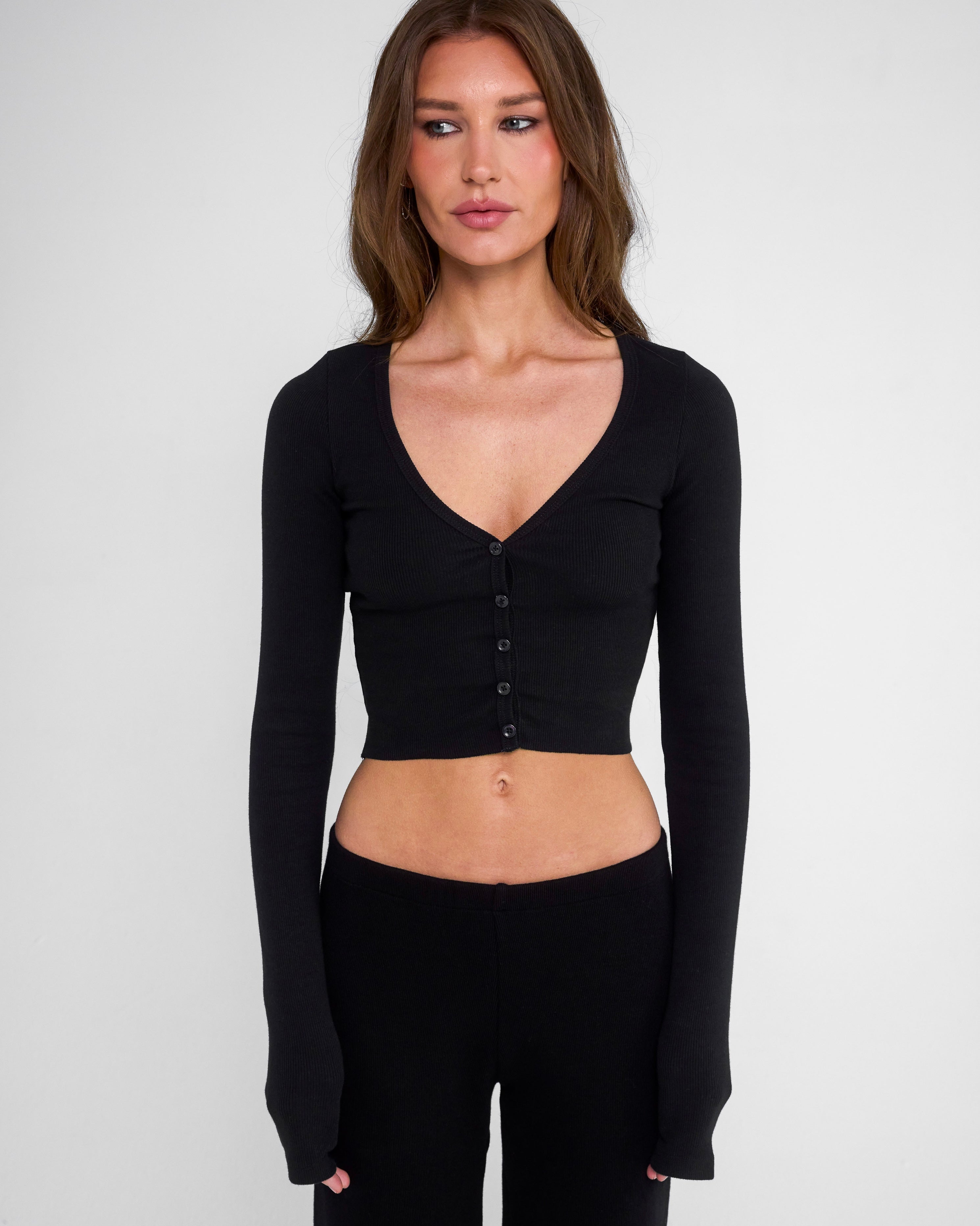 Cropped Cardigan in Black