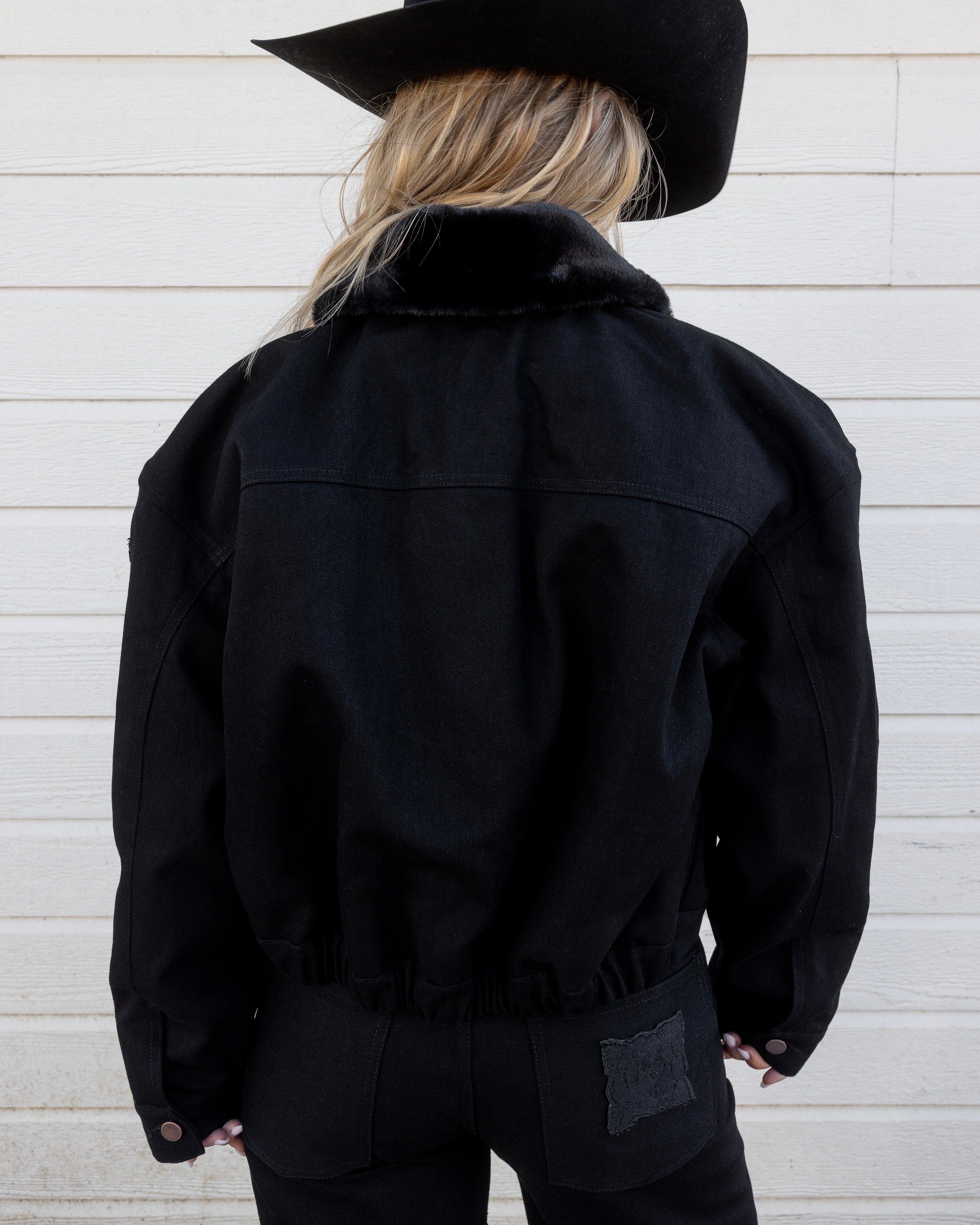 Jacket in Black Denim