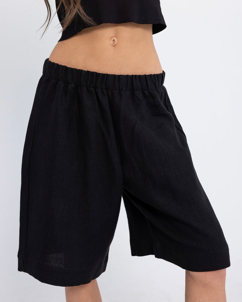 Short in Black
