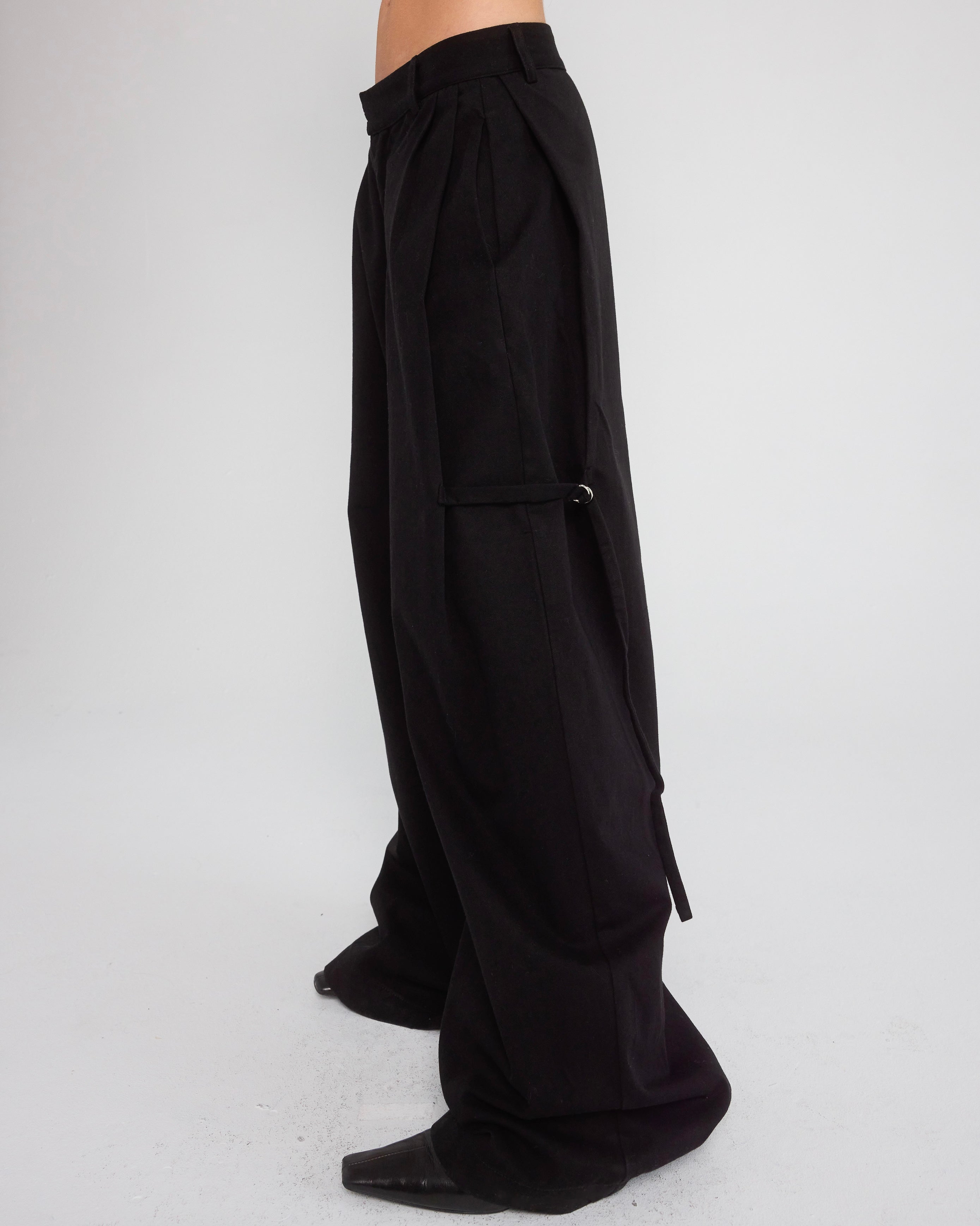 Trouser in Black