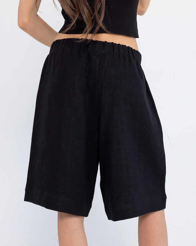 Short in Black