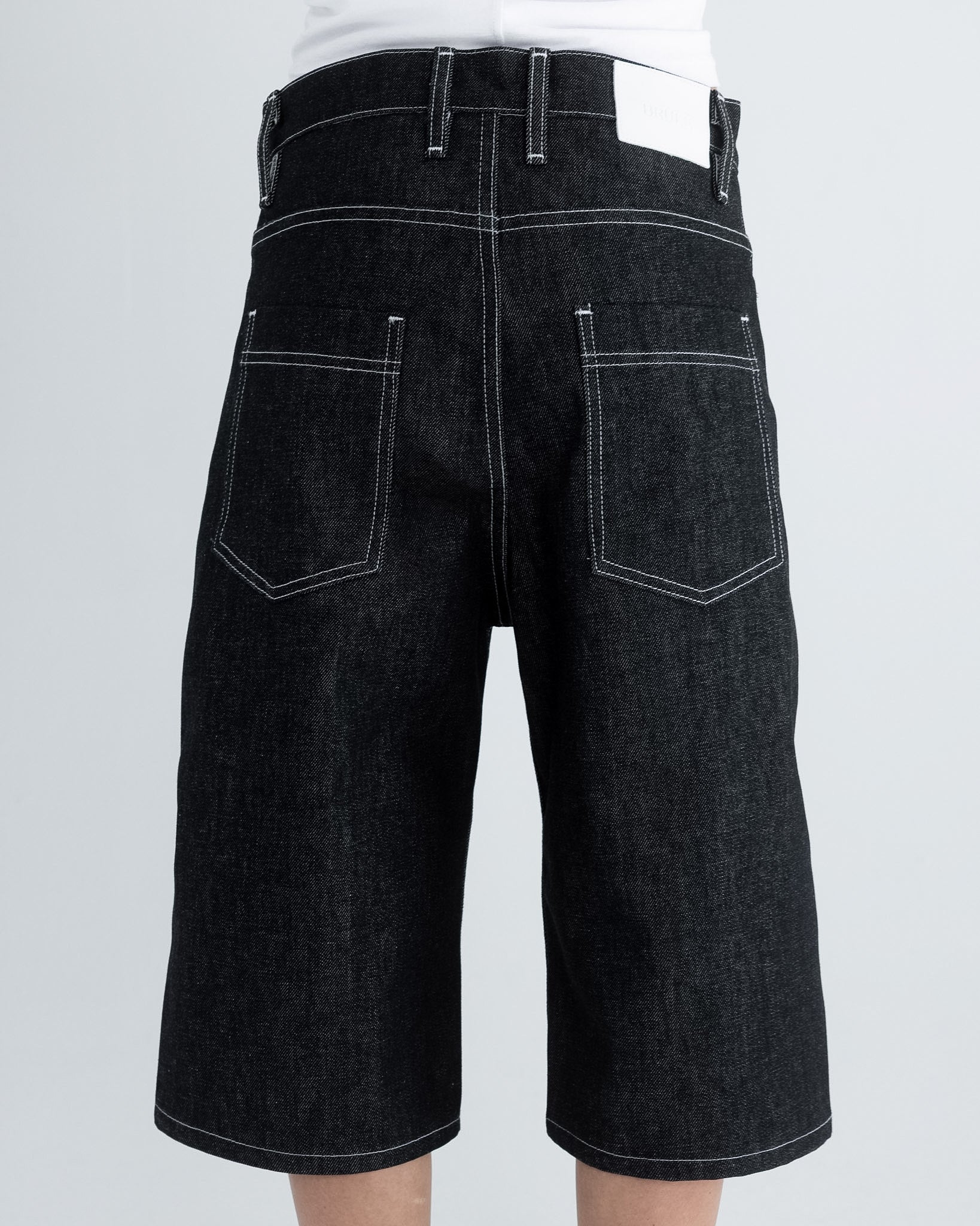 Short in Dark Denim
