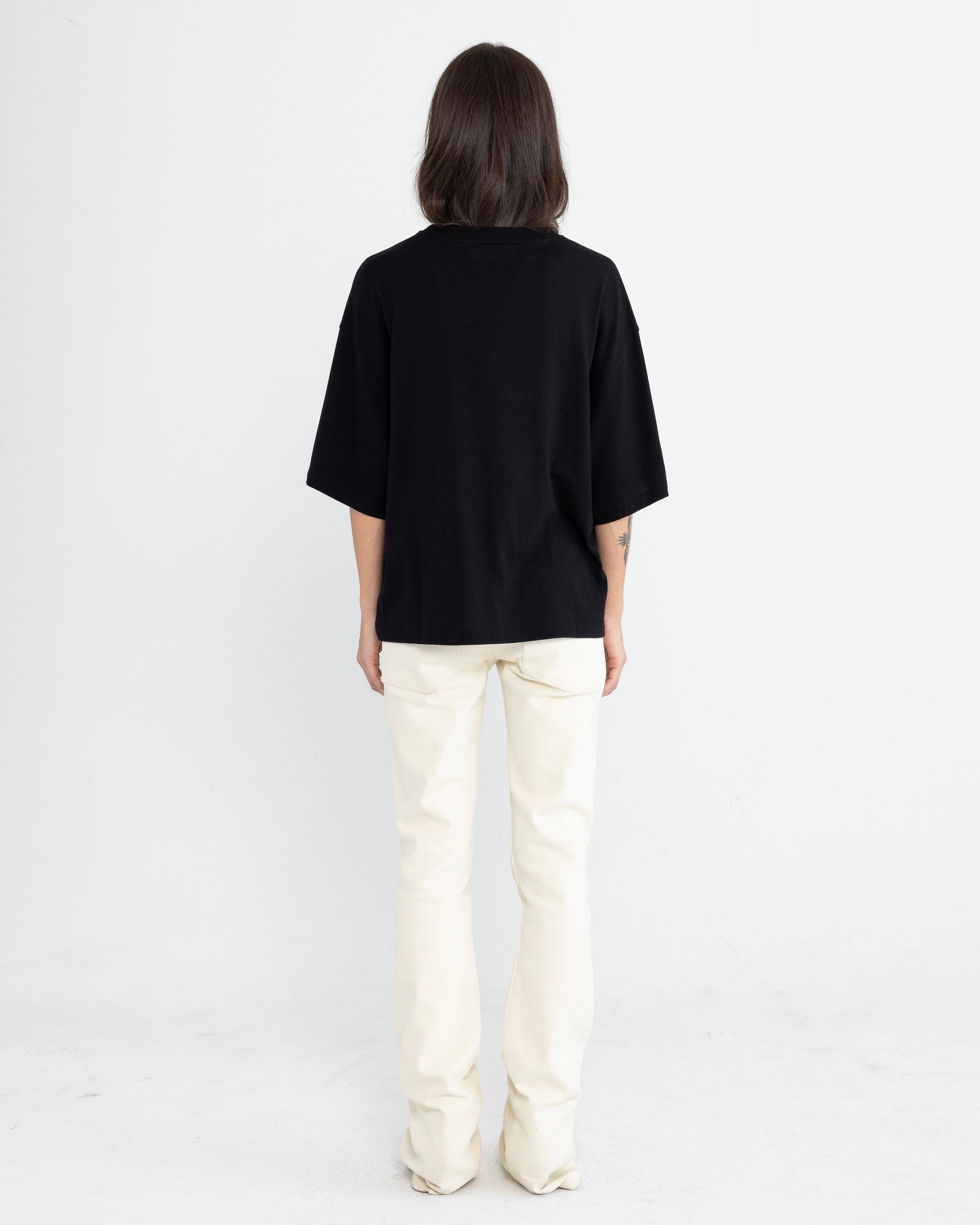 Tee in Black