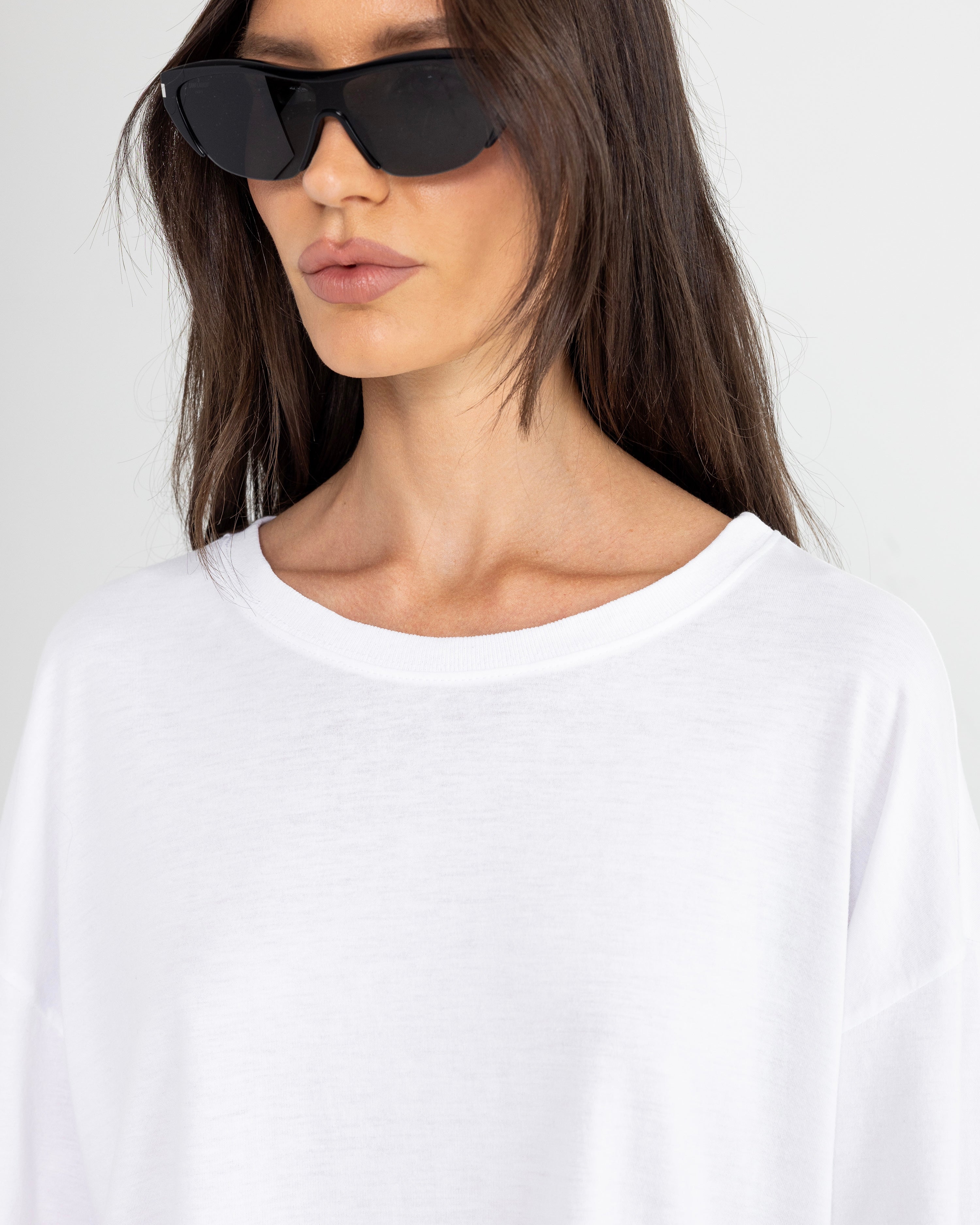 Tee in White