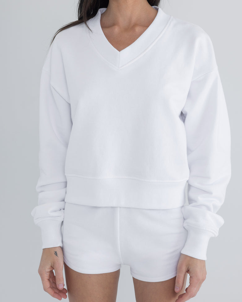 V-neck in White