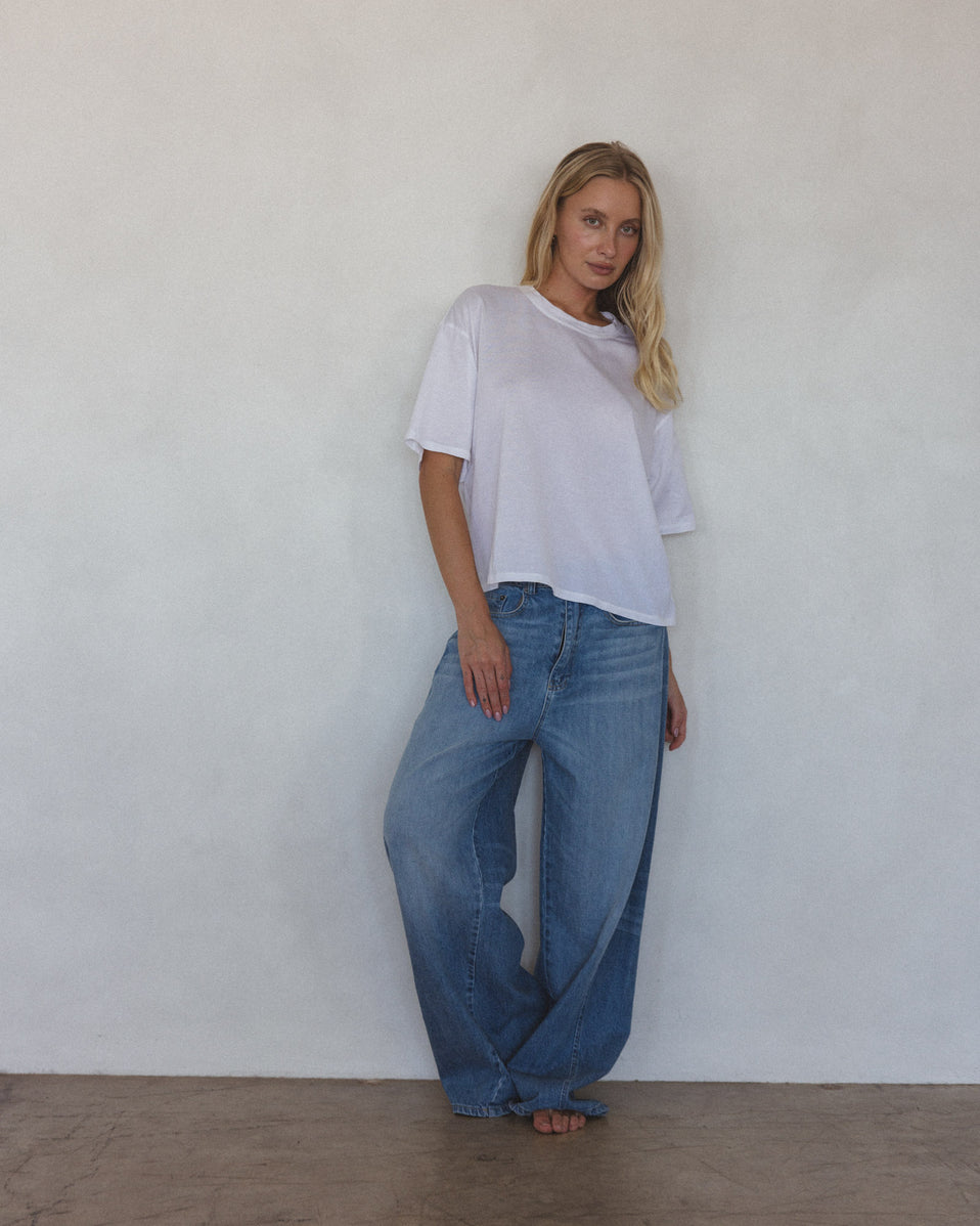 Tee in White