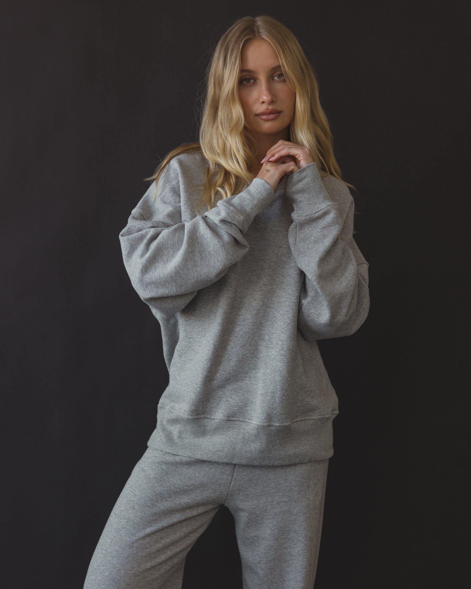 Crewneck in Heather Grey