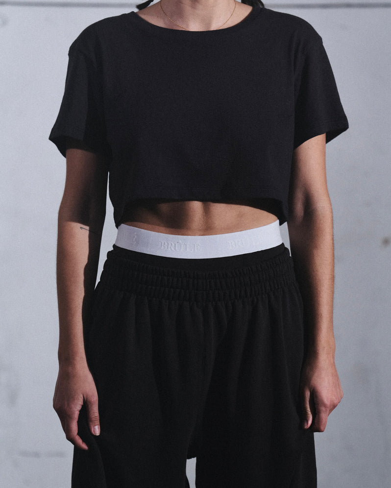 Cropped Tee in Saint