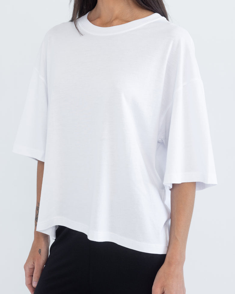 Tee in White