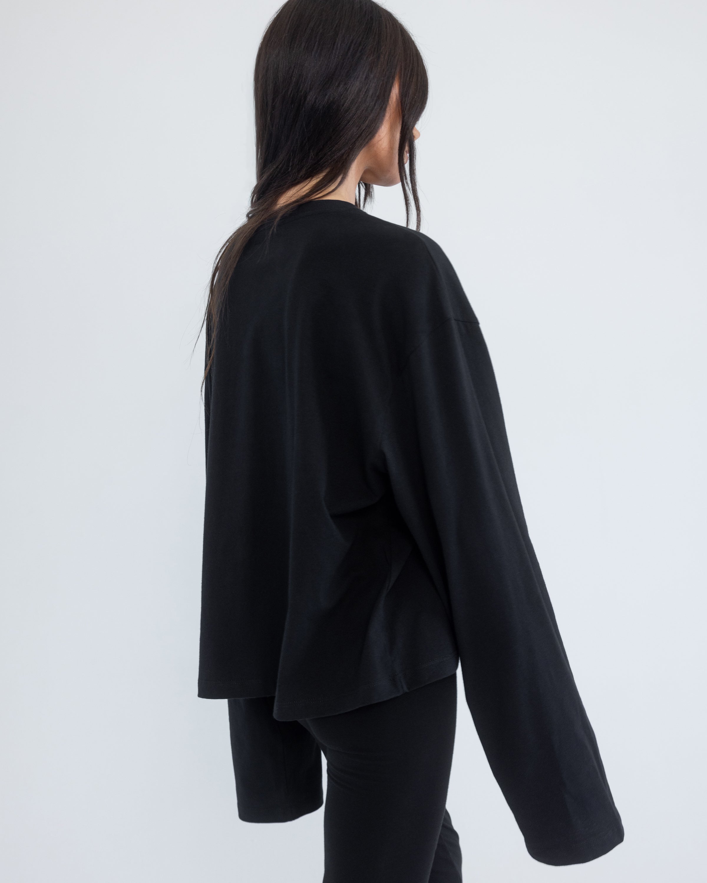 Long Sleeve in Black