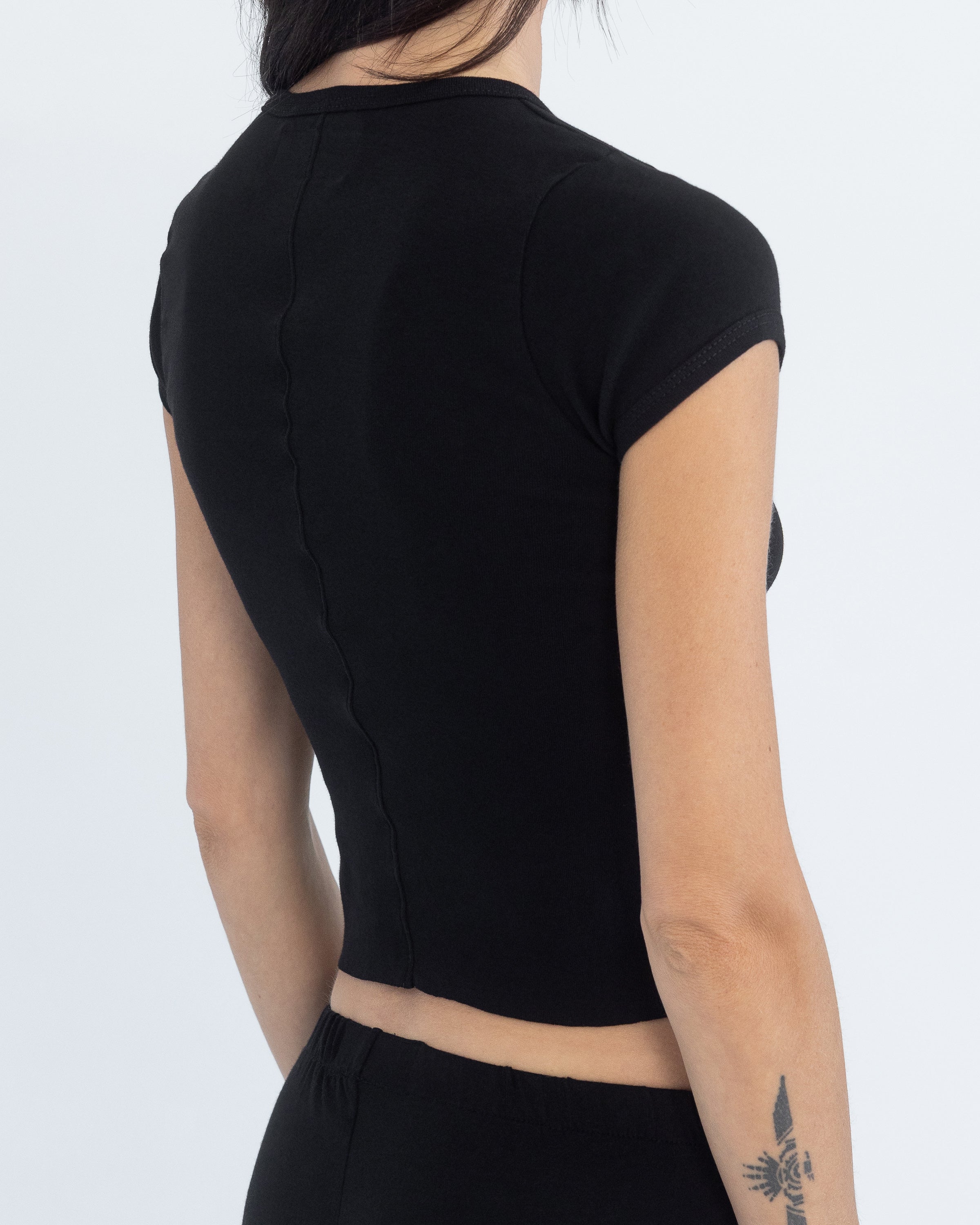 Baby Tee in Black